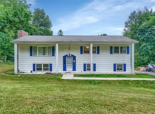 20 Buena Vista Ter, Central Valley, NY 10917