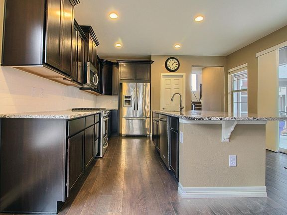 5th image of 8133 E 50th Dr