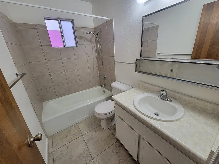 2975 Aladdin Dr #1 — Photo 7