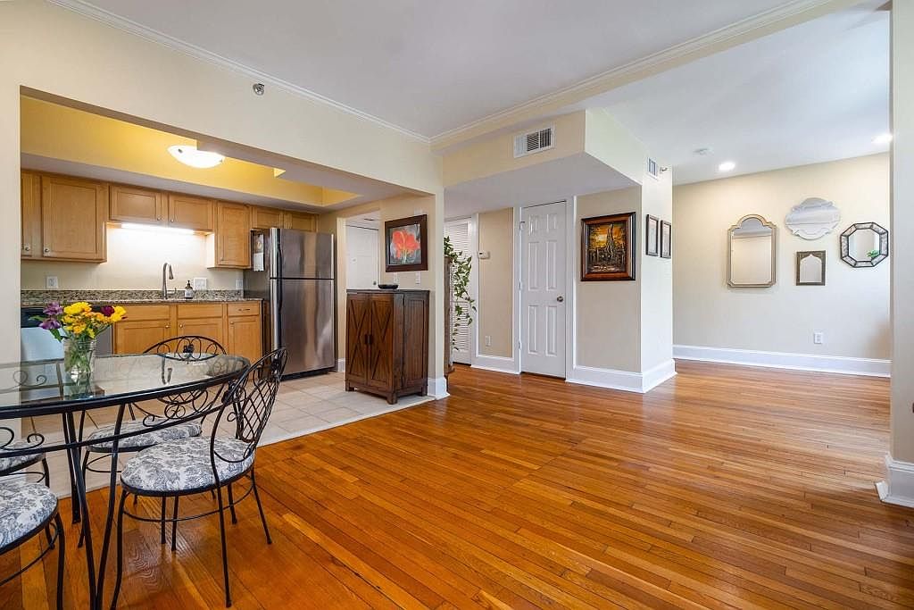 2855 Peachtree Rd NE, Atlanta, GA 30305 Zillow