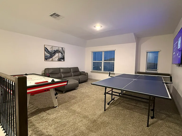 1815 Rolling Hill Ln — Photo 42
