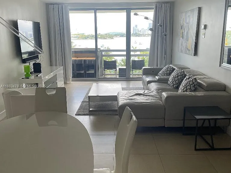 1500 Bay Rd #524S — Photo 4