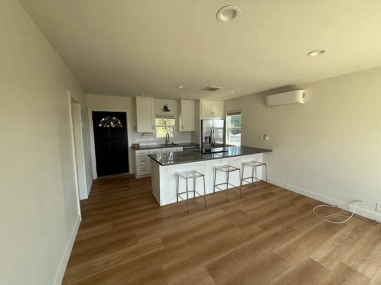 1946 Foothill Blvd #2 — Photo 10