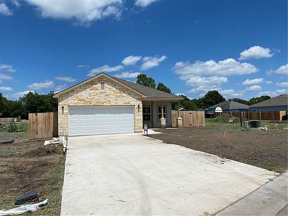 2nd image of 309 Cotton Cir