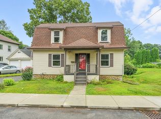 20 Glover St, Southbridge, MA 01550