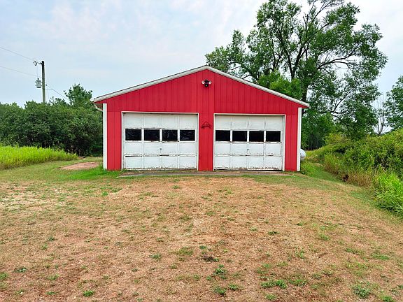 3rd image of 9463 Big Stone Lake Rd