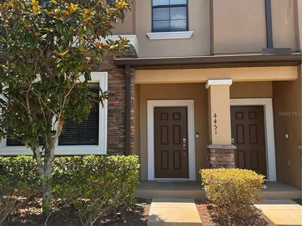 4451 Fennwood Ct, Zephyrhills, FL 33543
