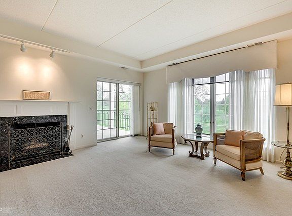 3rd image of 7325 Heritage Ct Ste 1B
