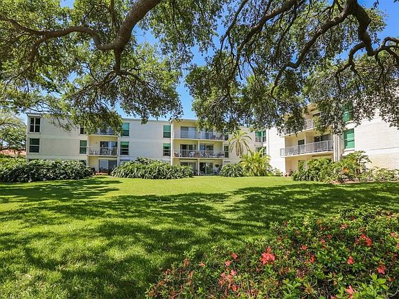 2nd image of 3325 Bayshore Blvd Unit E34