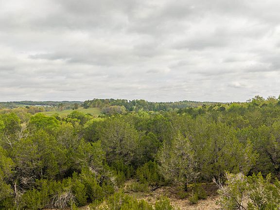 5th image of 4 Little Woods Road