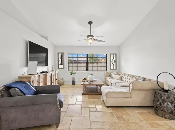 15655 Meadow Wood Drive, Wellington, FL 33414