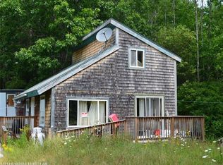 848 E River Rd, Whitefield, ME 04353