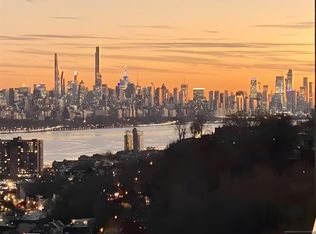 3 Horizon Rd APT 1004, Fort Lee, NJ 07024