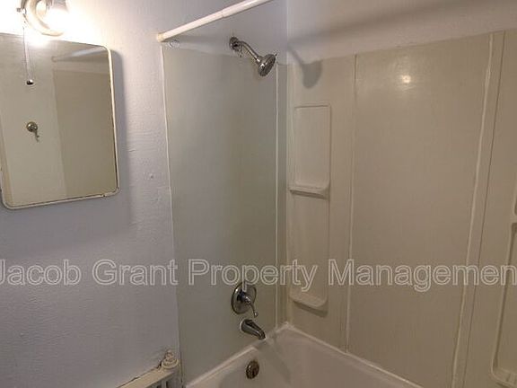 3rd image of 4719 Yellowstone Ave APT 7