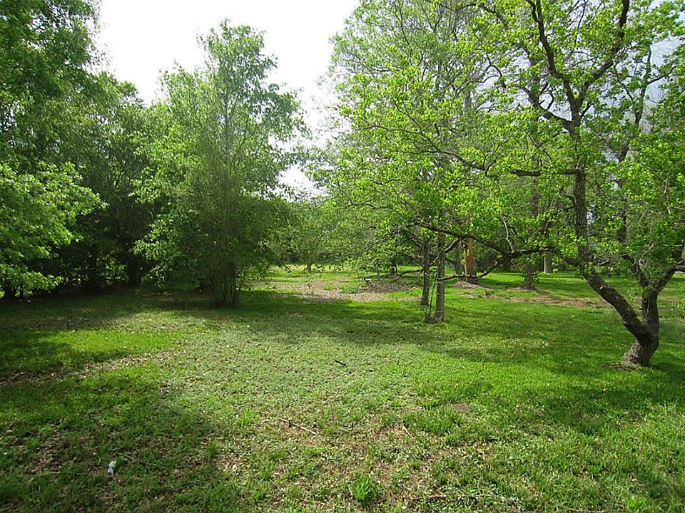 1st image of 8314 Wateka Dr