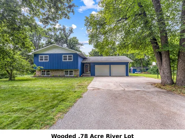 7407 Elm Ct, Horace, ND 58047