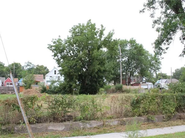 1512 Lake Ave, Kansas City, KS 66103