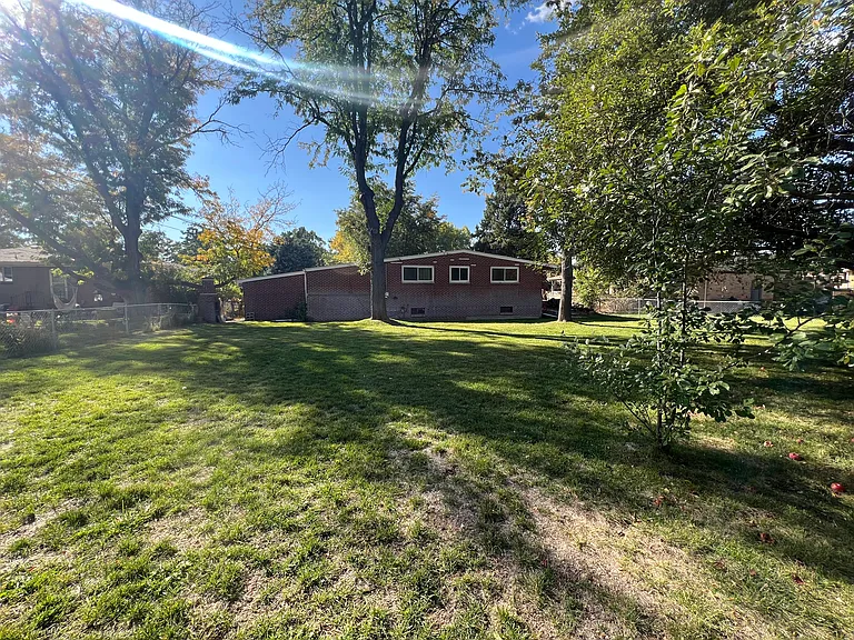 6875 W 32nd Pl — Photo 28