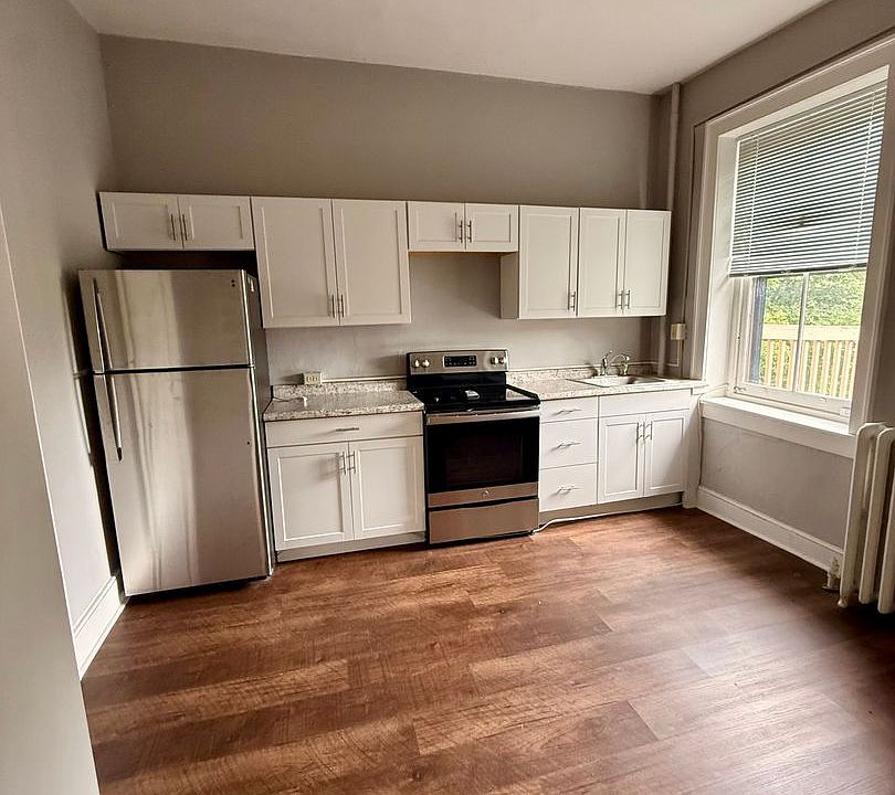 1st image of 507 Main St Unit 2-E