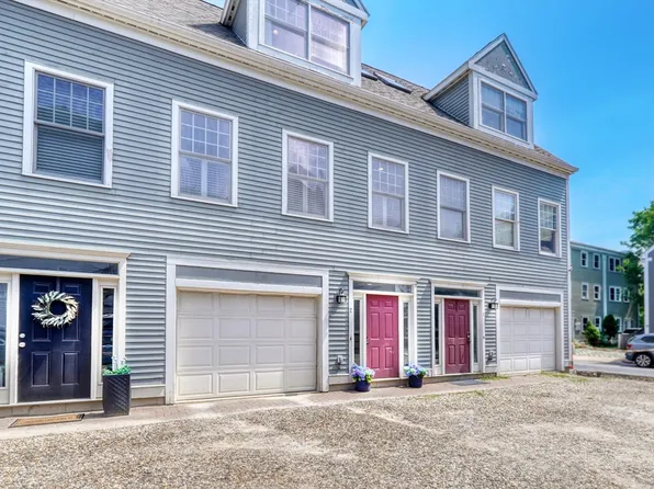 82 School St #2, Charlestown, MA 02129