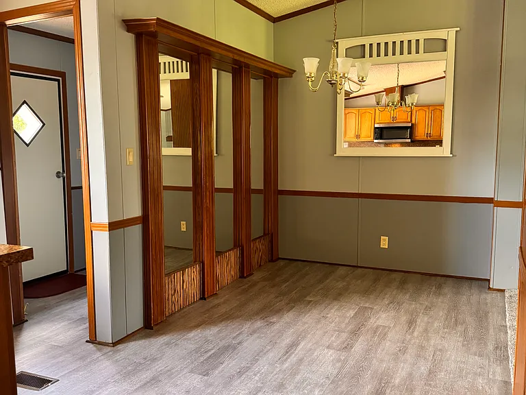 103 Johnson Ferry Ln — Photo 6