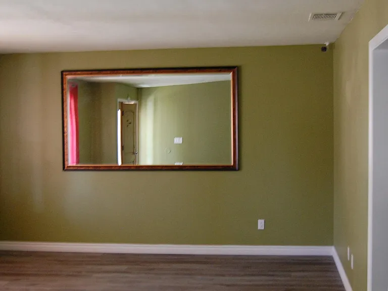 8865 8th Ave — Photo 3
