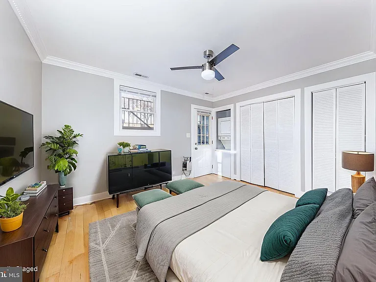 300 Oklahoma Ave NE #101 — Photo 14