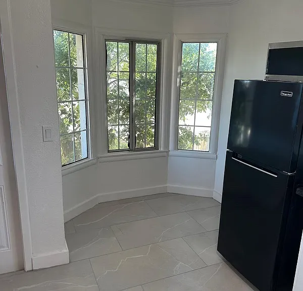 1406 Woolner Ave #B — Photo 4