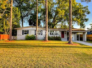 6011 Meadow Ln, Jacksonville, FL 32277