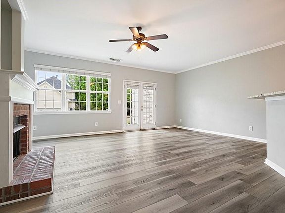 4th image of 4719 Liberty Square Dr
