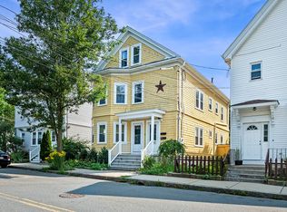 21 Cabot St #2, Salem, MA 01970