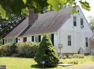 6212 Saw Mill Rd, New Hope, PA 18938