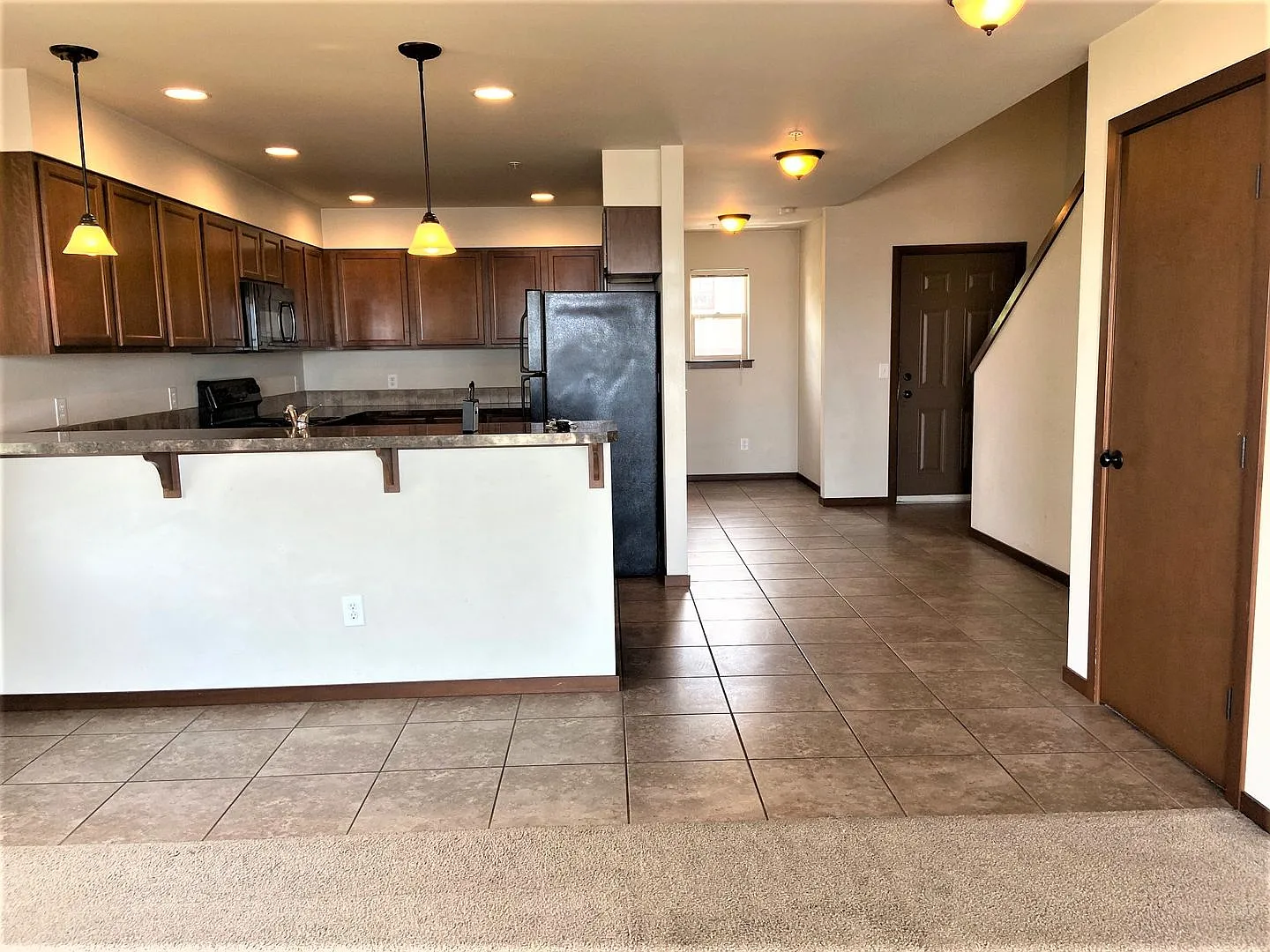 306 Pine St — Photo 2