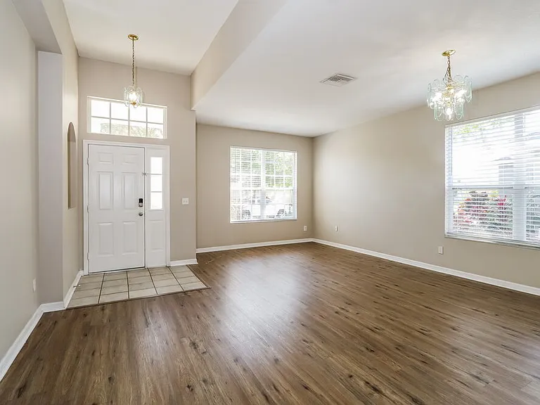 1627 Wakefield Dr — Photo 6