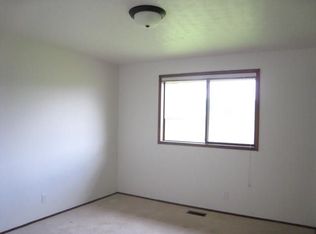 39025 Hendricks Park Rd, Springfield, OR 97478