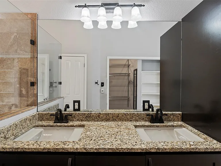 7201 Breezy Pass Cv — Photo 16