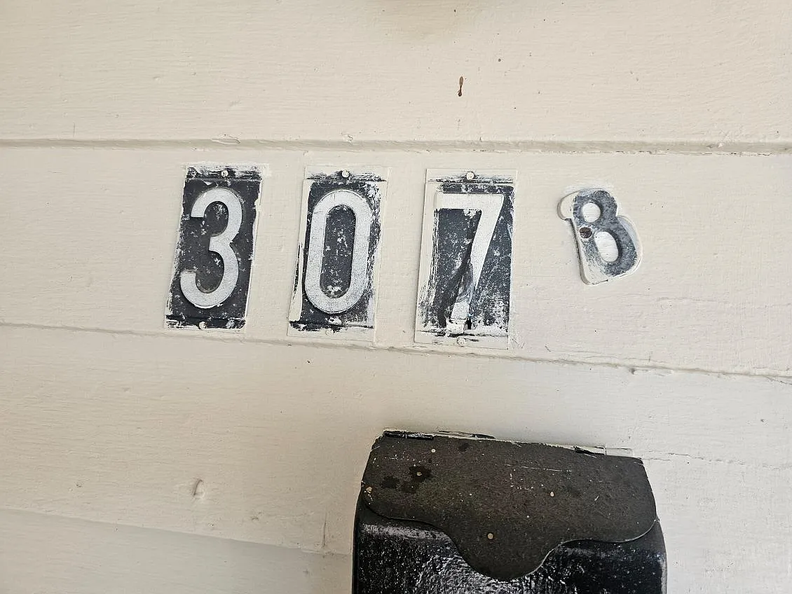 2 bed, 750 sqft, $850 — Photo 2