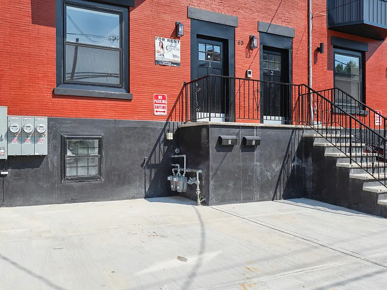 63 N 7th St #2 — Photo 12
