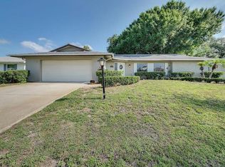 6810 13th Avenue Dr W, Bradenton, FL 34209