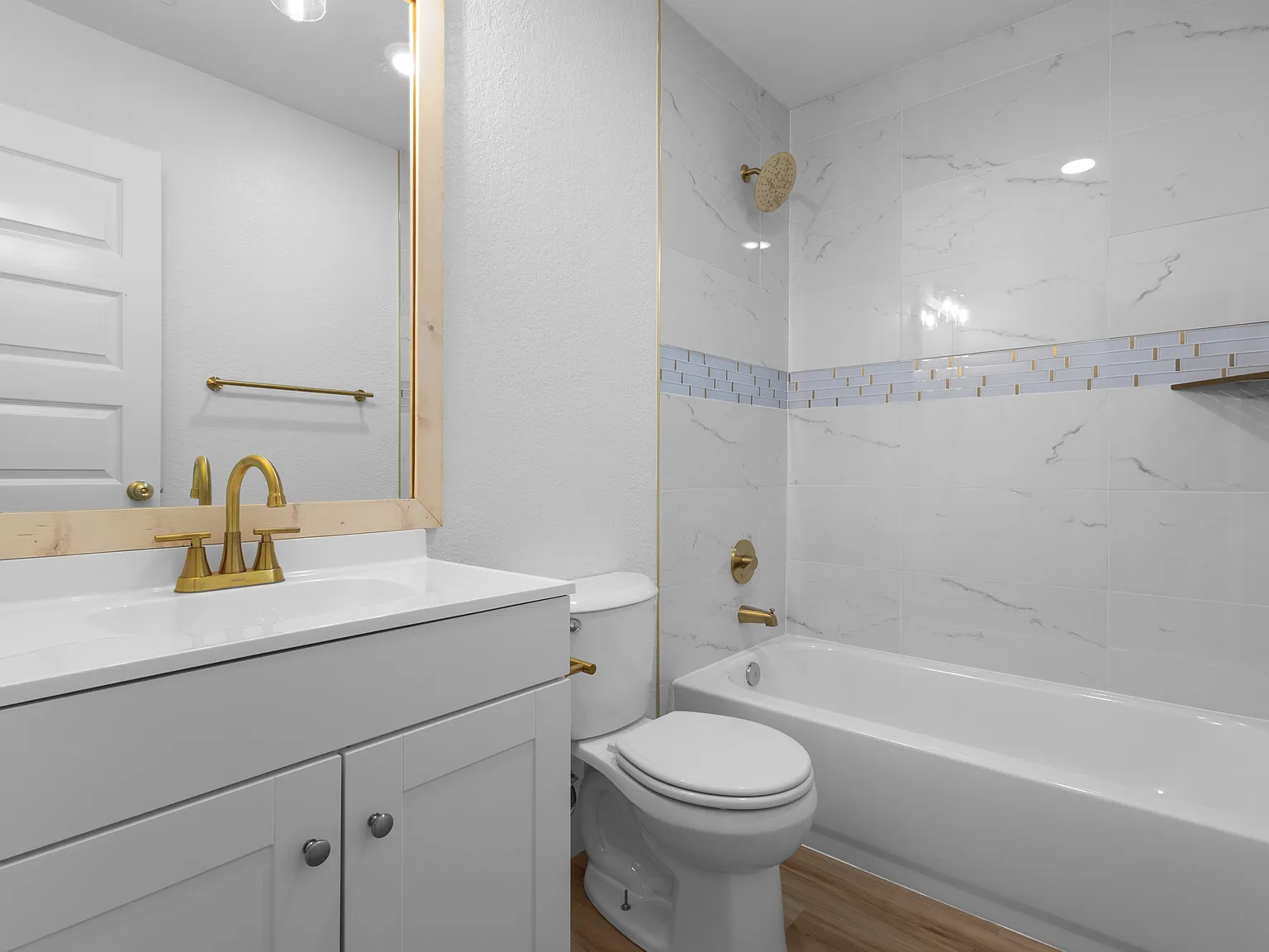 3 bed, 1332 sqft, $2,300 — Photo 3
