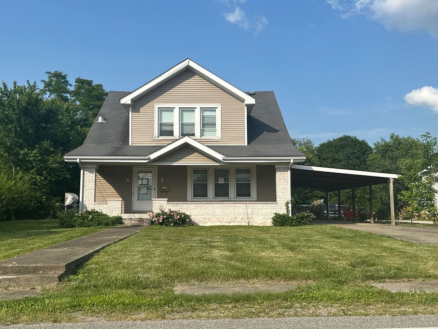 239 S Greensburg St, Hodgenville, KY 42748 Zillow