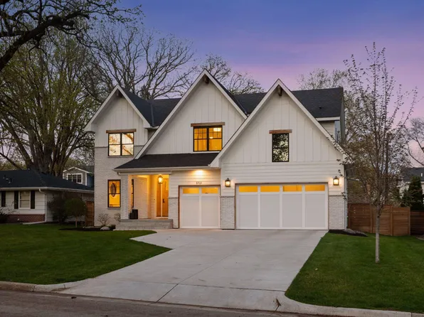 5721 Saint Johns Ave, Edina, MN 55424
