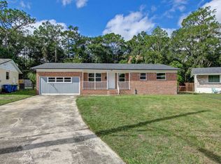 856 Colonial Ct W, Jacksonville, FL 32225