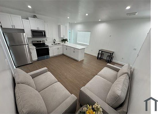 3rd image of 234 E 51st St #238