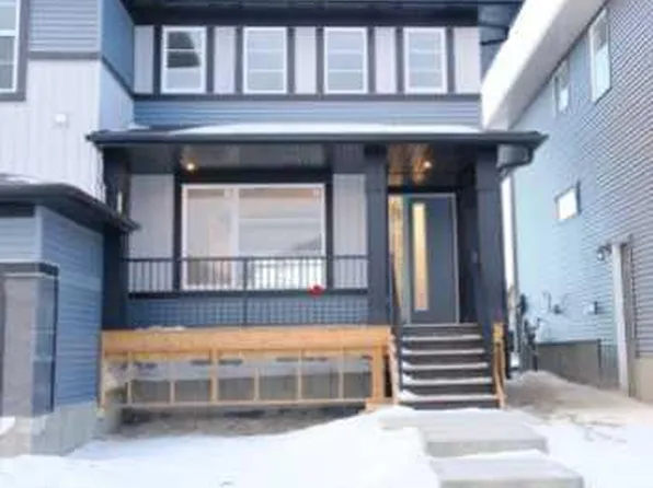 39 E Agate Rd, Cochrane, AB T4C 3B9