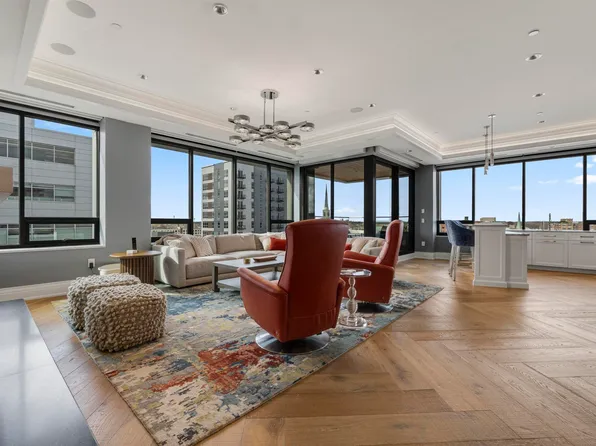 202 W Berry St Unit 810, Fort Wayne, IN 46802