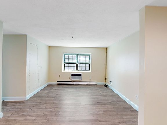 3rd image of 25 Myrtle St #5A