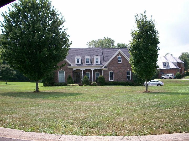 1st image of 551 Stonegate Dr