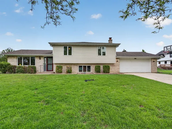 10818 Bryant Rd, Mokena, IL 60448
