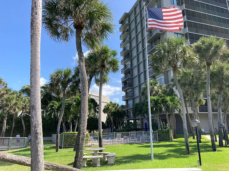 4822 Ocean Blvd #3D — Photo 9